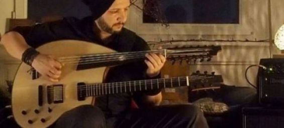 دياسبو # 240: يوسف أنڭاي، مهندس مغربي وعازف جيتار في فرقة Lazywall
