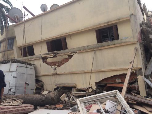 الدارالبيضاء : ارتفاع حصيلة ضحايا انهيار ثلاث عمارات في بوركون إلى ثلاثة قتلى  [صور و فيديو]